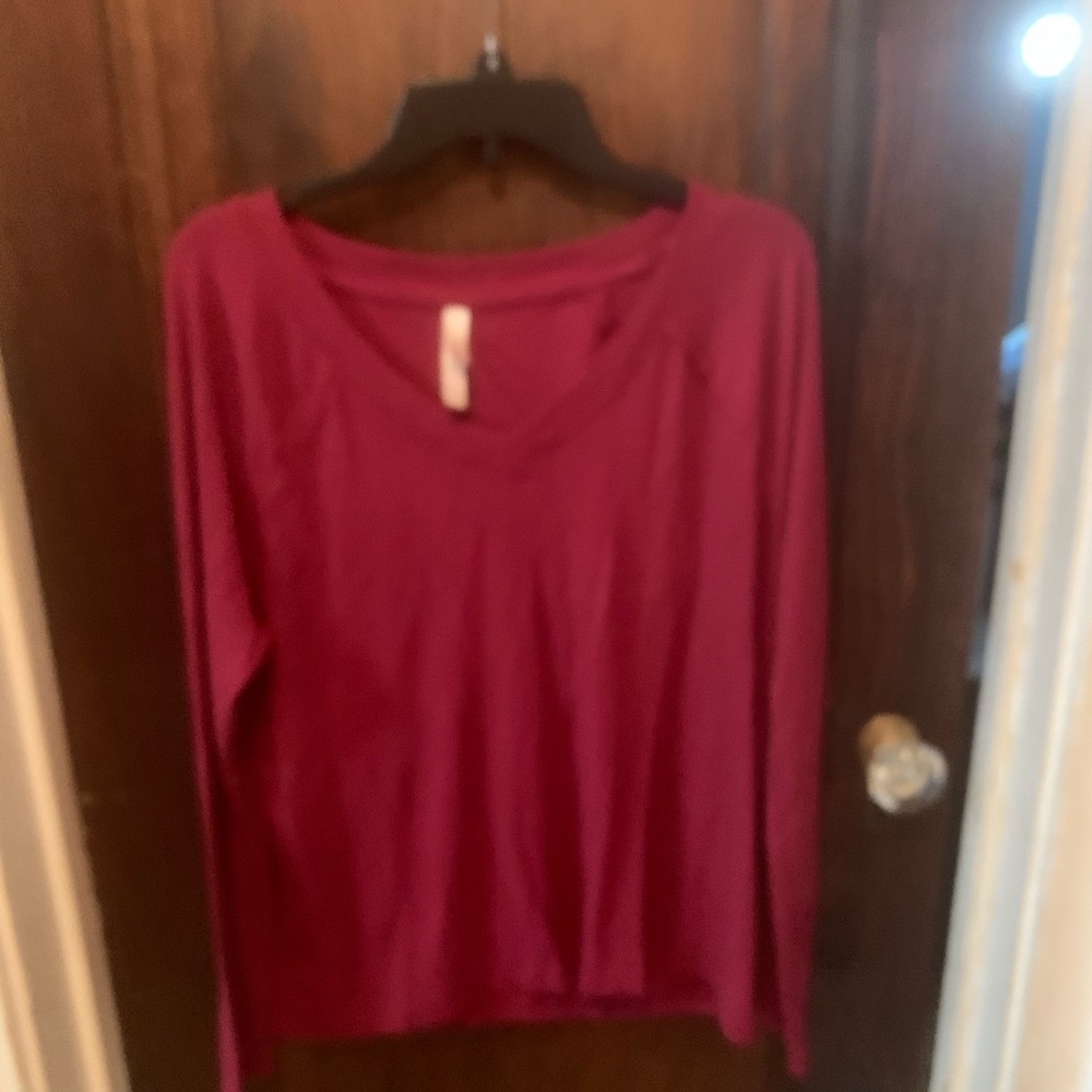 Live love dream size medium long sleeve shirt